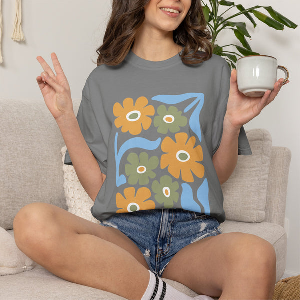 Boho Flower T-Shirt Comfort Colors Botanical Tee Wildflower Plant Shirt Retro Floral Gardener Gift