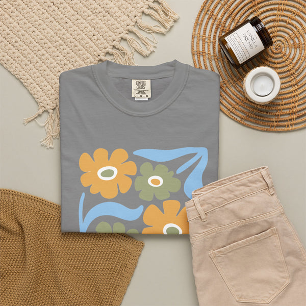 Boho Flower T-Shirt Comfort Colors Botanical Tee Wildflower Plant Shirt Retro Floral Gardener Gift